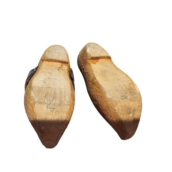 Vintage Dutch Wooden Clogs Leather Strap Embossed Rooster Design Handcarved - Picture 5 of 11